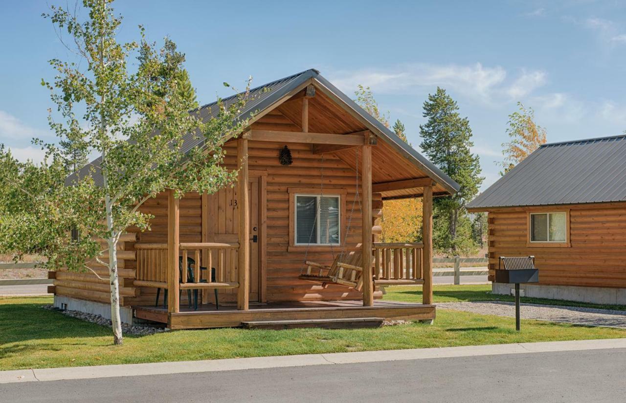 Yellowstone Grizzly Rv Park And Cabins Villa West Yellowstone Bagian luar foto