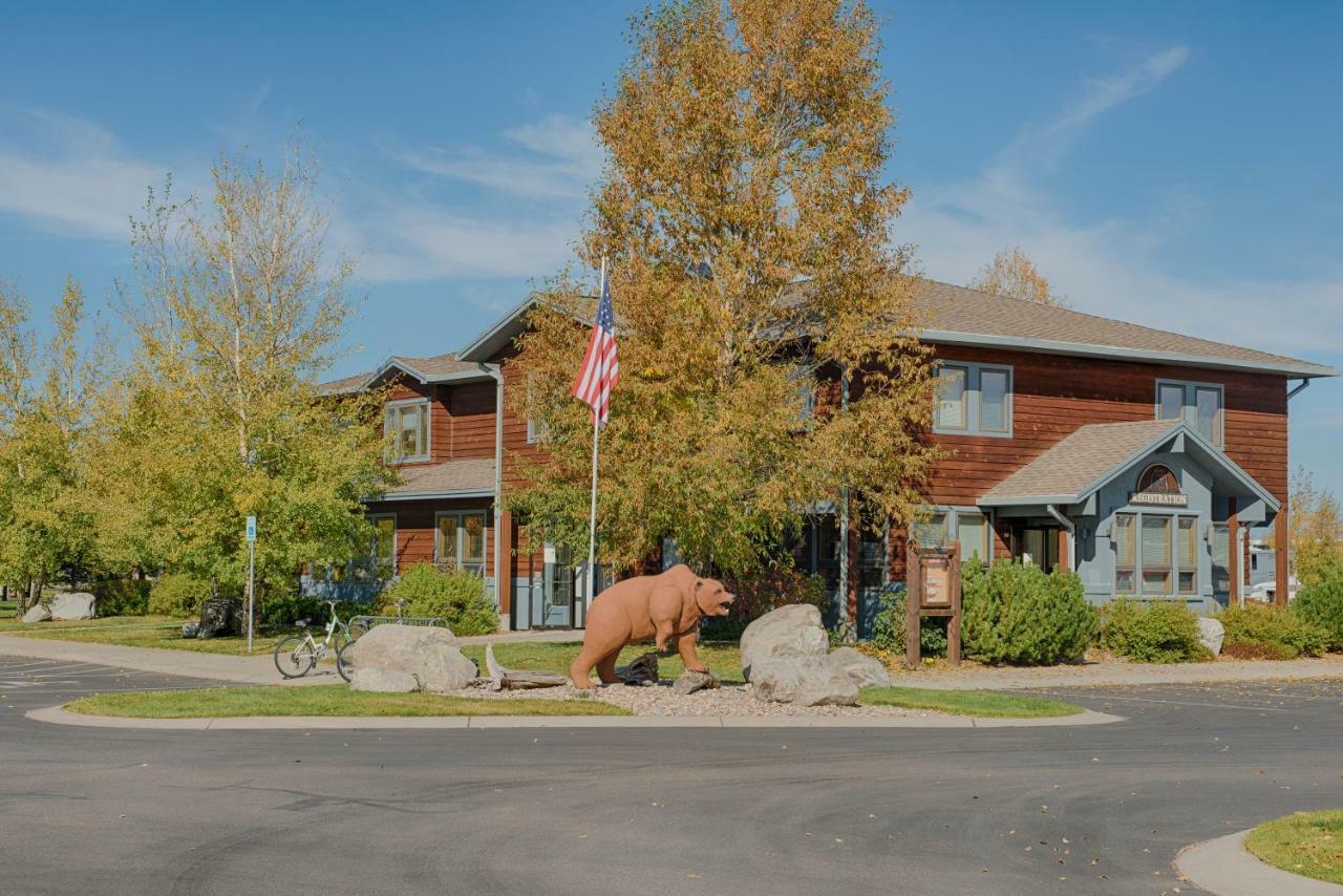 Yellowstone Grizzly Rv Park And Cabins Villa West Yellowstone Bagian luar foto